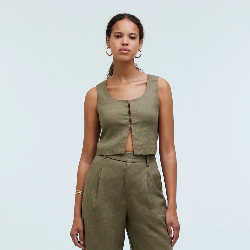 Madewell Scoopneck Crop Tank in 100% Linen